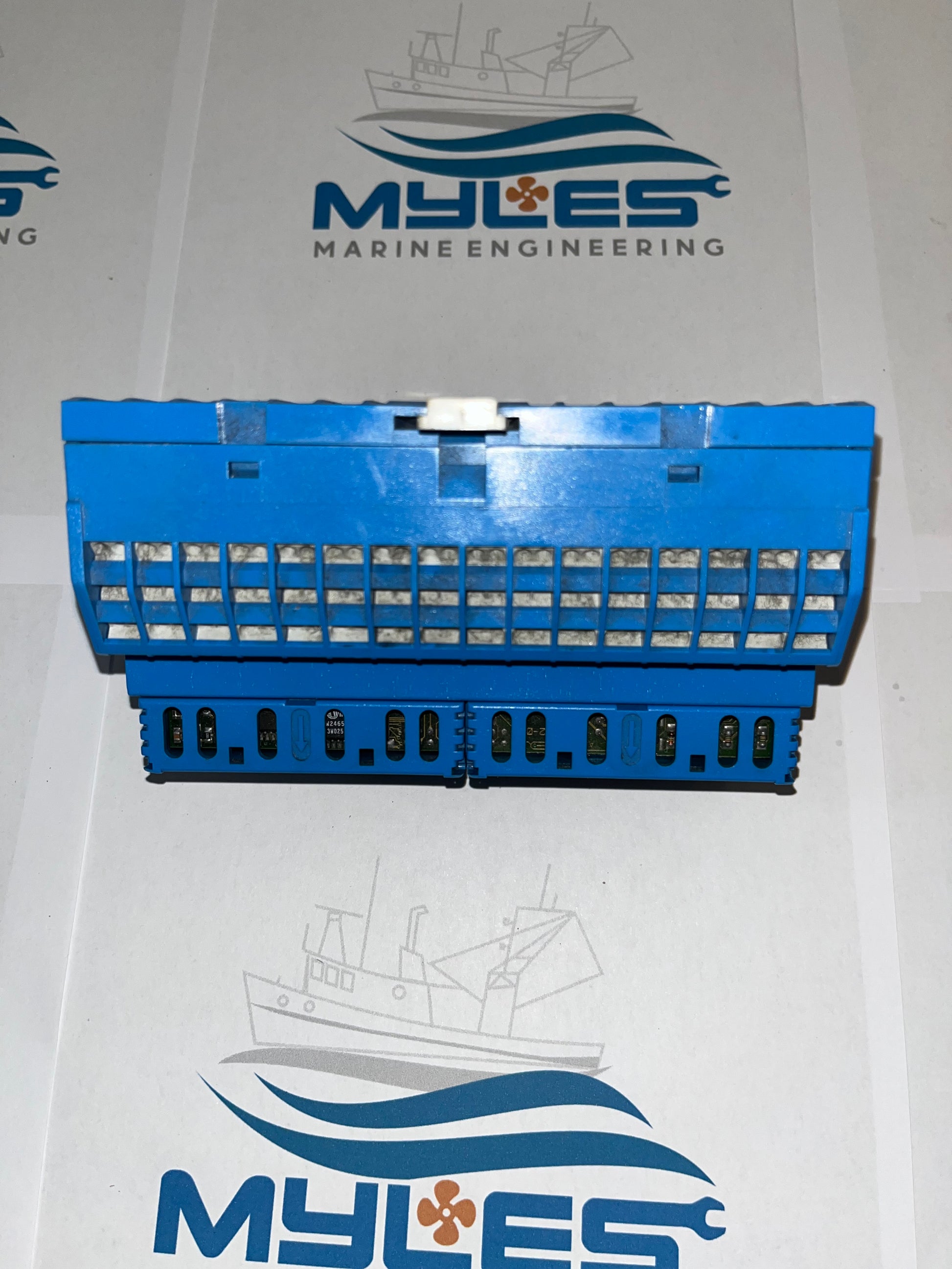 Pre owned - Control Module - MTU Elektronik 5285303569 - Myles Marine Engineering 