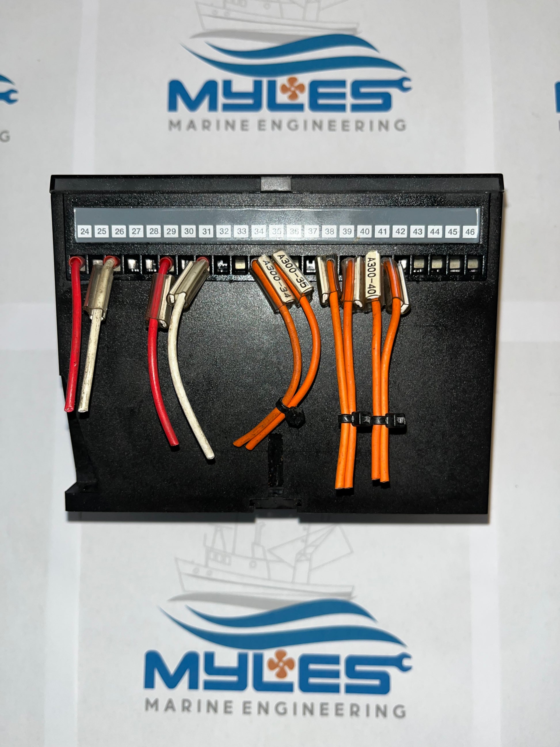 Pre owned - DEIF FAS-115DG - Synchronisation & circuit breaker closing - Myles Marine Engineering 