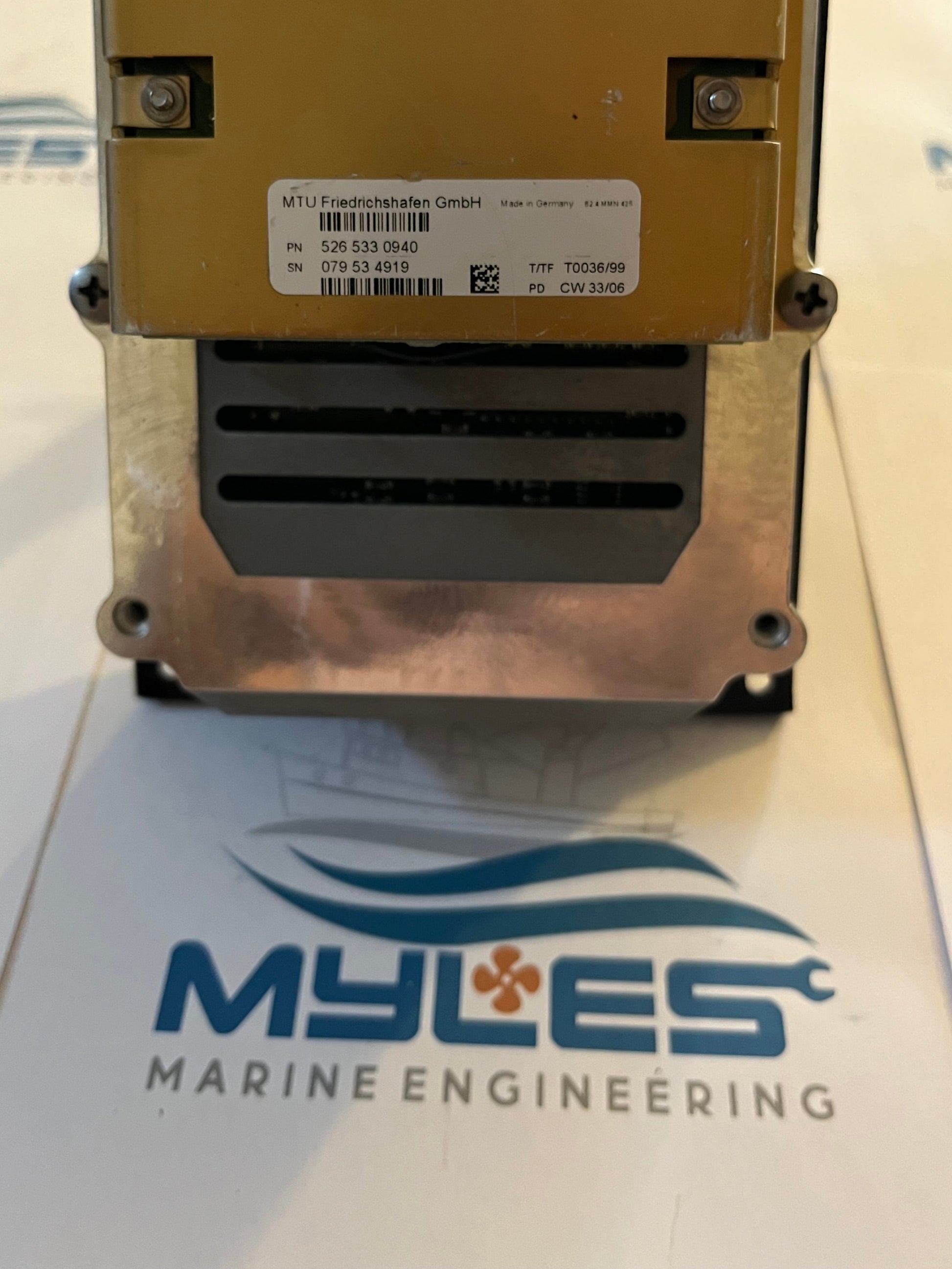 Pre owned - MTU Control Head B00E50207657 Gear/Throttle; ROS2-08 for Marine Engines - Myles Marine Engineering 